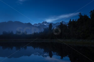 Dawn at Lake Matheson, Fox Glacier, South Westland - SCP Stock