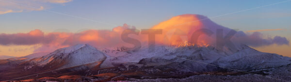 Cloud over Mount Ngauruhoe, Tongariro National Park, North Island, New Zealand - SCP Stock