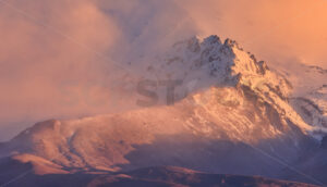 Southerly Storm – Pinnacle Ridge, Mount Ruapehu, Tongariro National Park, New Zealand - SCP Stock